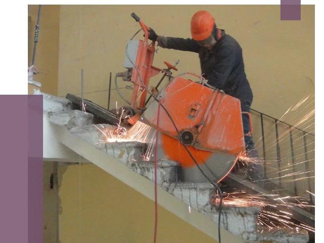 Демонтаж бетонных лестниц в Большой Камне от 4563 руб. за м2 | ПРОЛЁТ-Бль