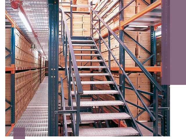 Лестницы складские прочные и безопасные под ключ в Большой Камне