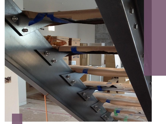 Усиление лестничных конструкций и усиление опор в Большой Камне